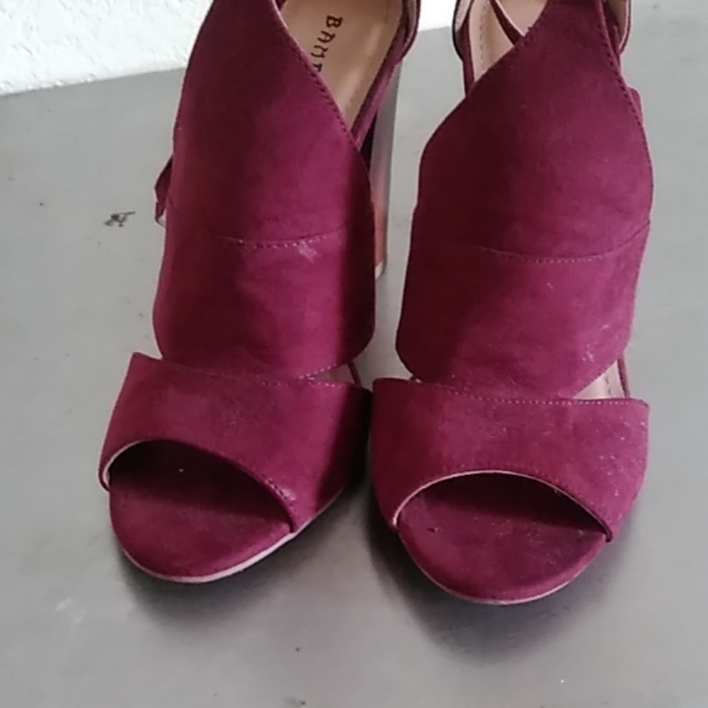 Magenta heels